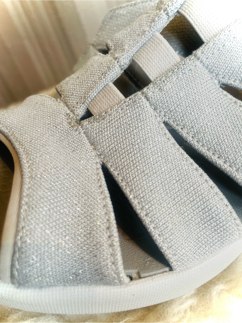 Bzees Finale Wedge Sling back Wedge Sandal Machine Washable Silver Sparkle 6M - Picture 11 of 12